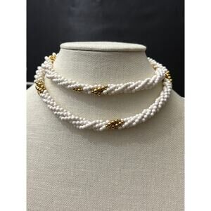 Vintage Napier White Single Strand Necklace